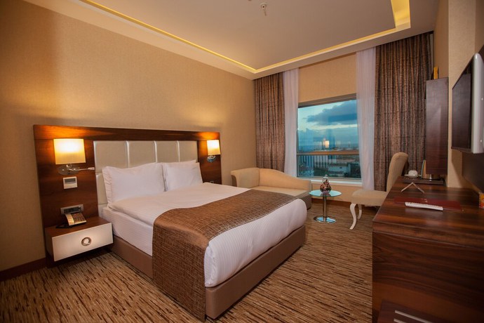 Imagen de la habitación del Mitannia Regency Hotel. Foto 6