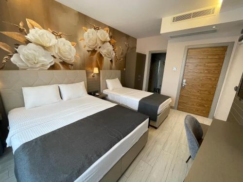 Imagen general del Mithras Hotel. Foto 16