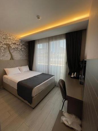 Imagen general del Mithras Hotel. Foto 17