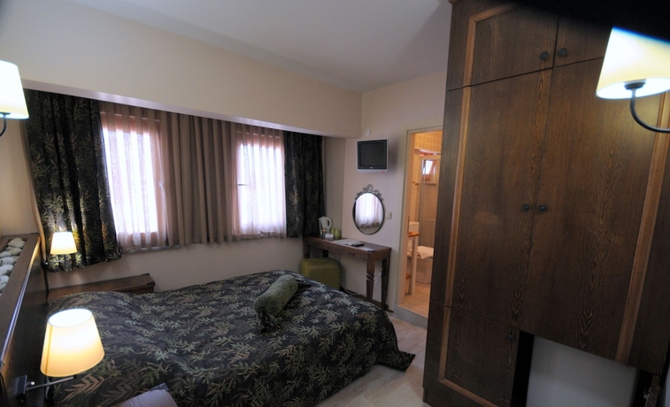 Imagen de la habitación del Mitos Hotel. Foto 14