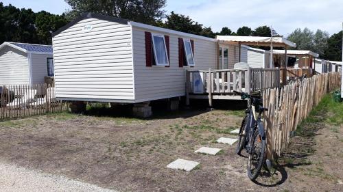 Imagen de la habitación del Mobilhomes Quiberon Camping Conguel bord de mer. Foto 11