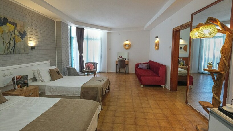 Imagen de la habitación del Moda Suit Hotel. Foto 20