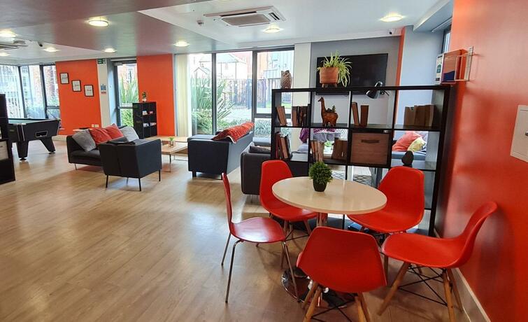 Imagen general del Modern Ensuite Rooms with Shared Kitchen at Tramways in Chester for Students Only. Foto 12