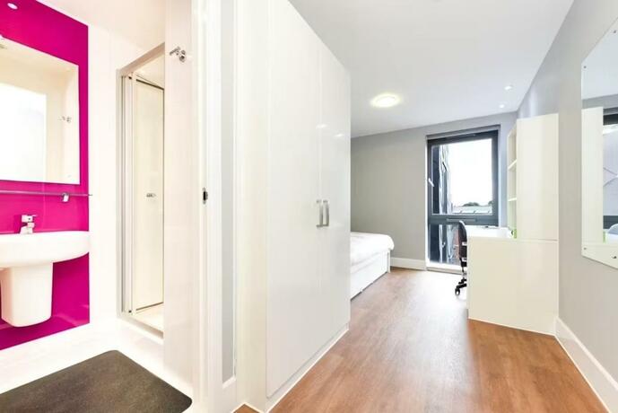 Imagen general del Modern Ensuite Rooms with Shared Kitchen at Tramways in Chester for Students Only. Foto 13