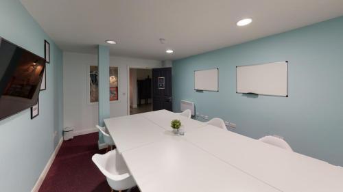 Imagen general del Modern Private Ensuite with Shared Kitchen at The Brickworks Student Accommodation in York. Foto 6