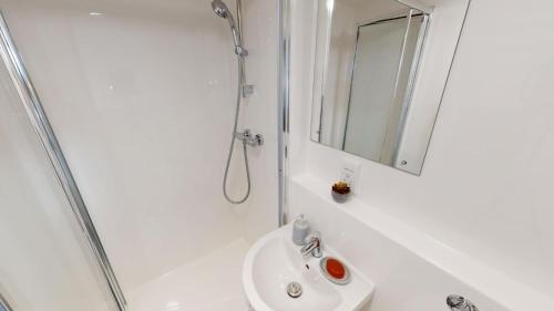 Imagen general del Modern Private Ensuite with Shared Kitchen at The Brickworks Student Accommodation in York. Foto 12