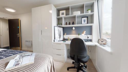 Imagen de la habitación del Modern Private Ensuite with Shared Kitchen at The Brickworks Student Accommodation in York. Foto 20
