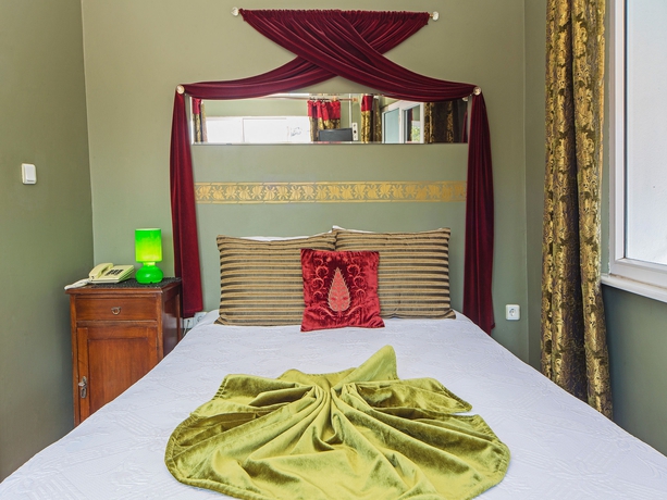 Imagen de la habitación del Modern Sultan Hotel. Foto 4