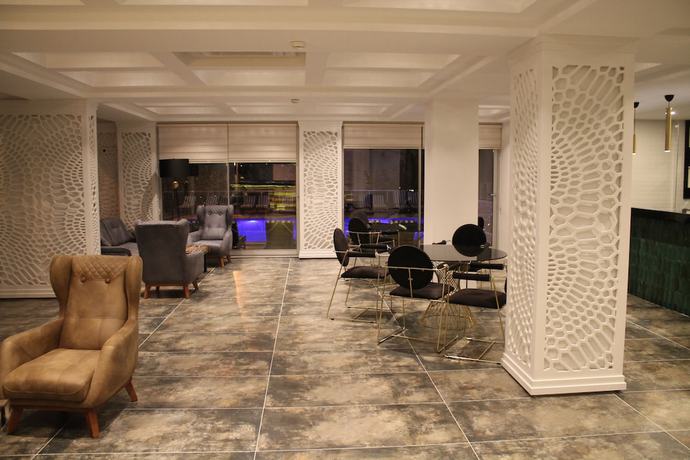 Imagen de los interiores del Mogons Exclusive Hotel. Foto 20