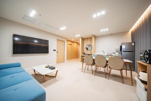 Imagen de la habitación del Mokpo Brown Dot Hotel Namak. Foto 19