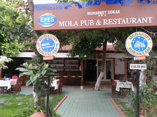 Imagen general del Mola Hotel. Foto 1