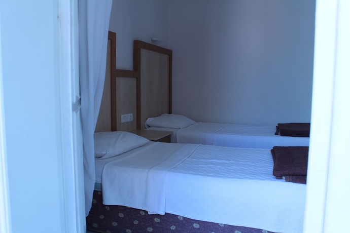 Imagen de la habitación del Mola Hotel. Foto 12