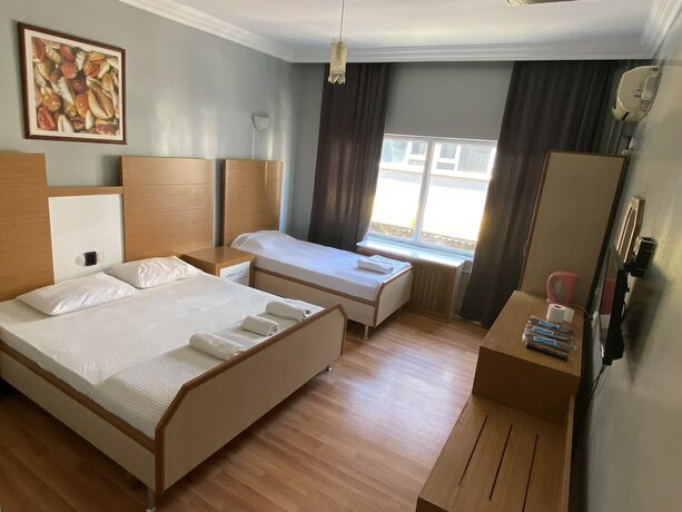 Imagen de la habitación del Mola Otel. Foto 16