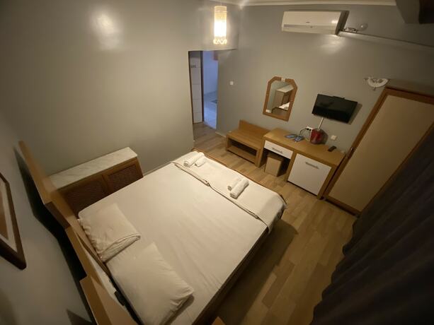 Imagen de la habitación del Mola Otel. Foto 19
