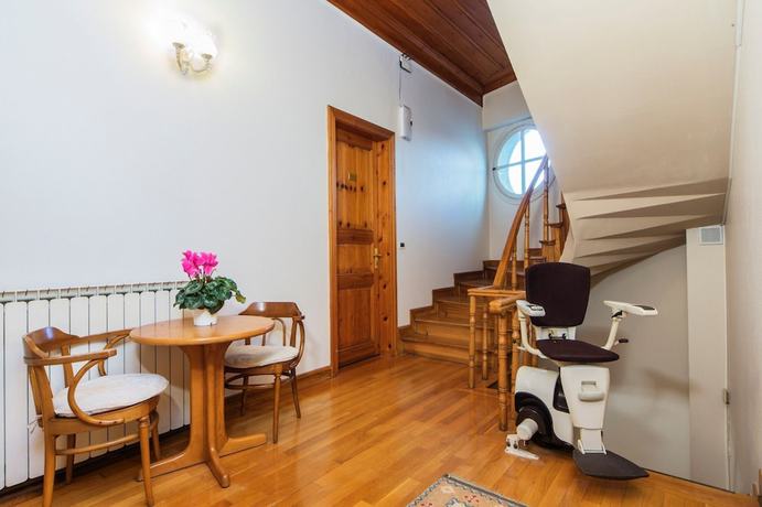 Imagen de la habitación del Mom Hotel, Islas Pr&iacute;ncipe. Foto 7