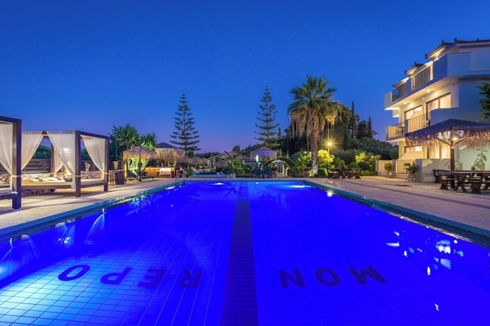 Imagen de la piscina del Mon Repo Suites. Foto 15