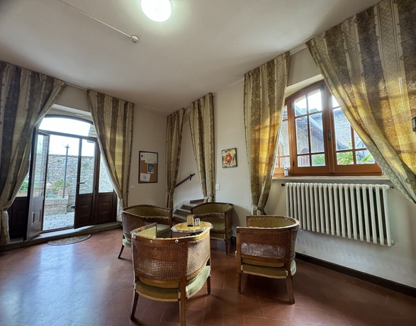 Imagen de los interiores del Monastero SS. Annunziata. Foto 19