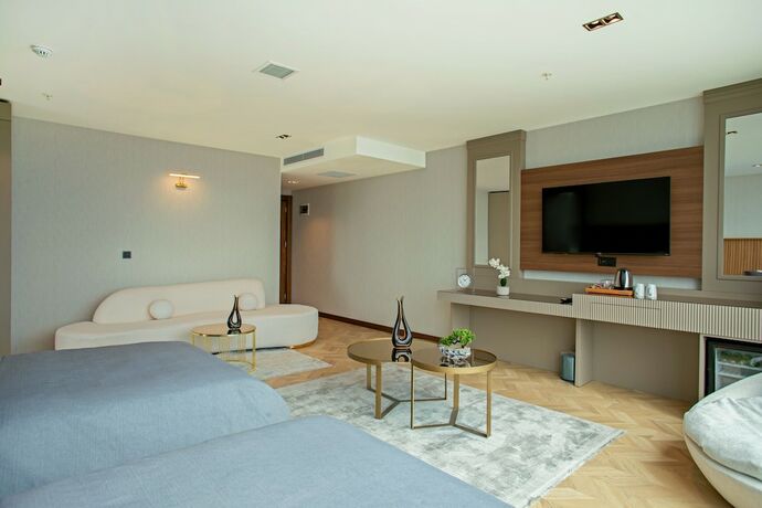 Imagen de la habitación del Moncher Hotel. Foto 12