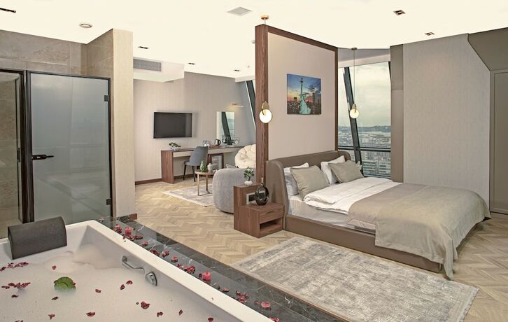 Imagen de la habitación del Moncher Hotel. Foto 18