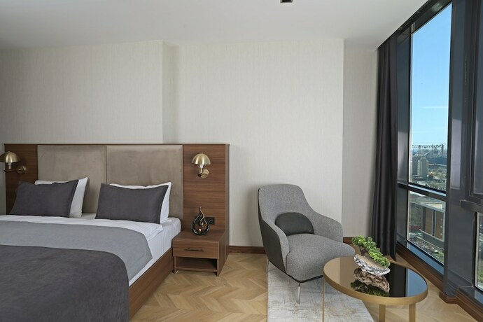 Imagen de la habitación del Moncher Hotel. Foto 20