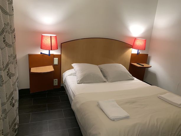 Imagen de la habitación del Mondial Hotel. Foto 16