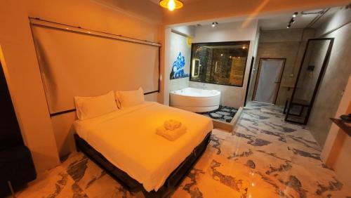 Imagen general del MonkeyArt Hotel&Cafe. Foto 12