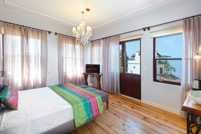 Imagen de la habitación del Mono Hotel. Foto 4