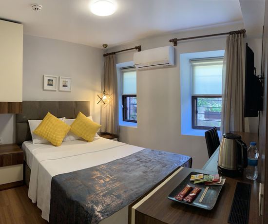 Imagen de la habitación del Mono Hotel. Foto 8