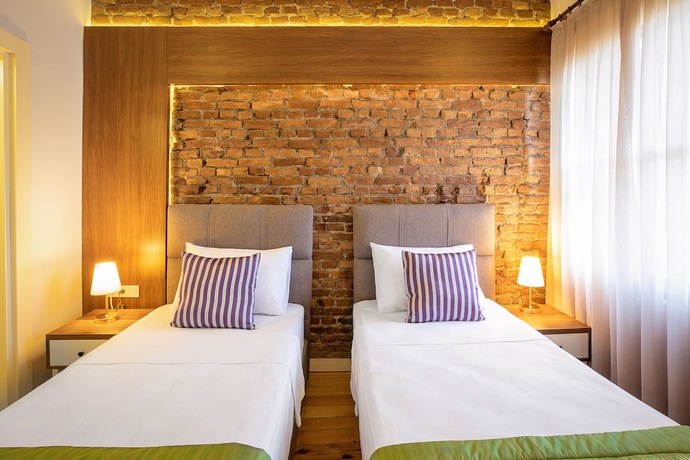 Imagen de la habitación del Mono Hotel. Foto 10