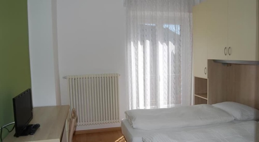 Imagen de la habitación del Monreal, Faedo. Foto 9