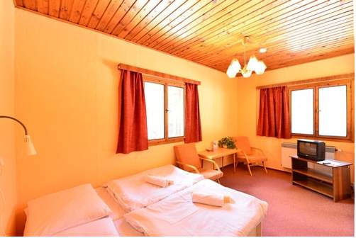 Imagen de la habitación del Montanie Resort. Foto 10