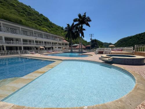 Imagen general del Monta&ntilde;a de Anapoima. Foto 8