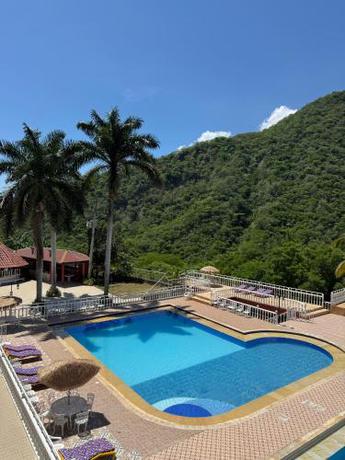 Imagen general del Monta&ntilde;a de Anapoima. Foto 19