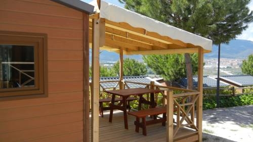 Imagen de los exteriores del Montblanc Park. Foto 26