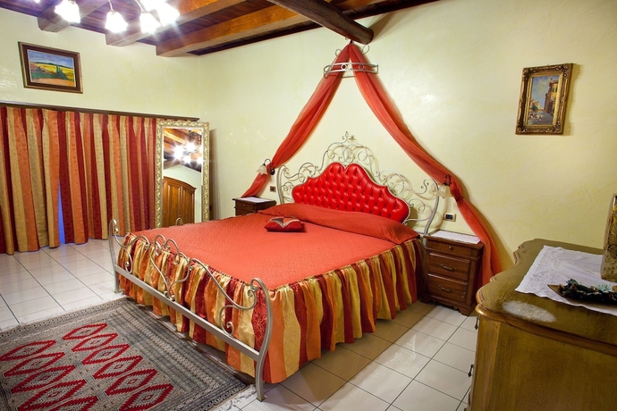 Imagen de la habitación del Monte Tondo. Foto 6