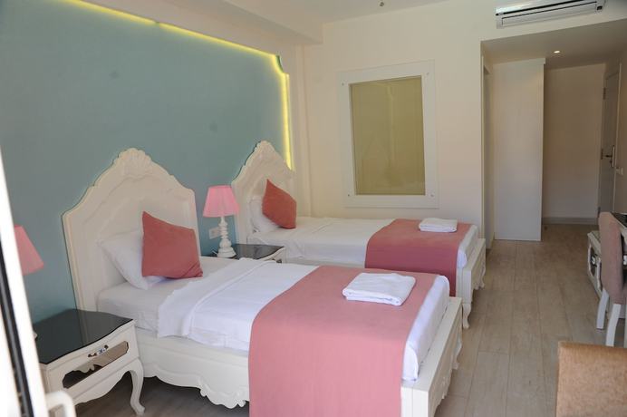 Imagen de la habitación del Montebello Deluxe. Foto 4