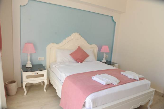 Imagen de la habitación del Montebello Deluxe. Foto 9
