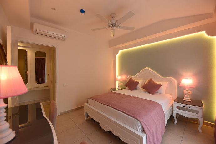 Imagen de la habitación del Montebello Deluxe. Foto 10