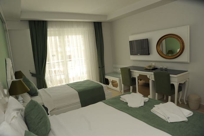Imagen de la habitación del Montebello Deluxe. Foto 19
