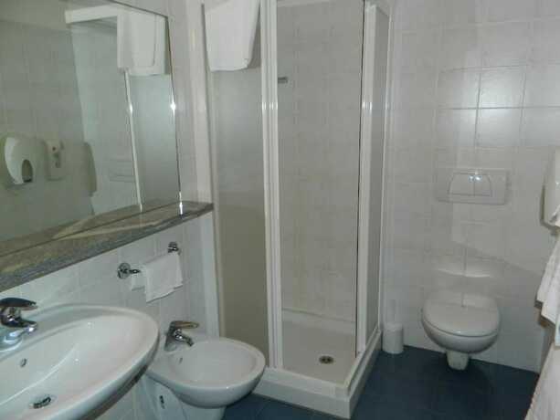 Imagen de la habitación del Monterosa Residence Hotel. Foto 17