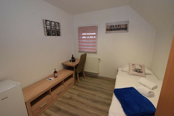Imagen de la habitación del Monteurzimmer Kircheim unter Teck - Hostel. Foto 20