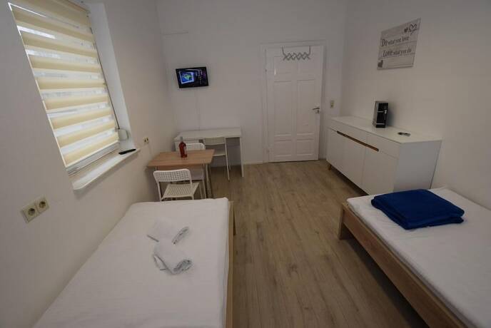 Imagen general del Monteurzimmer Kircheim unter Teck - Hostel. Foto 7