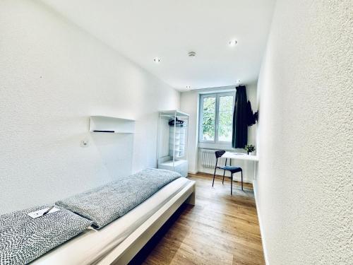 Imagen general del Monteurzimmer - Worker\'s accommodation - ZIMMERzuVERMIETEN in Deitingen Derendingenstrasse. Foto 4
