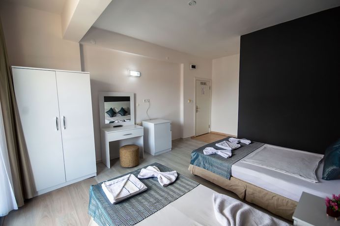 Imagen de la habitación del Moonbow Beach Hotel. Foto 2