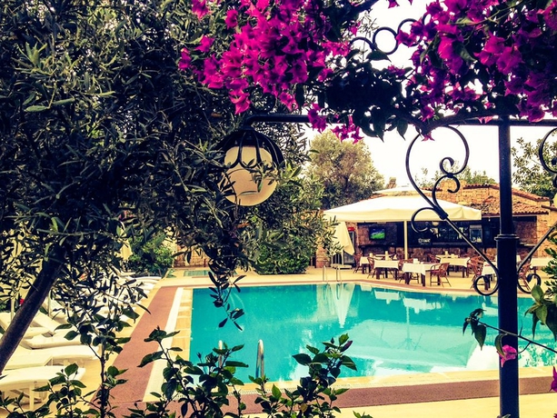 Imagen de la piscina del Moonshine Hotel and Suites. Foto 14