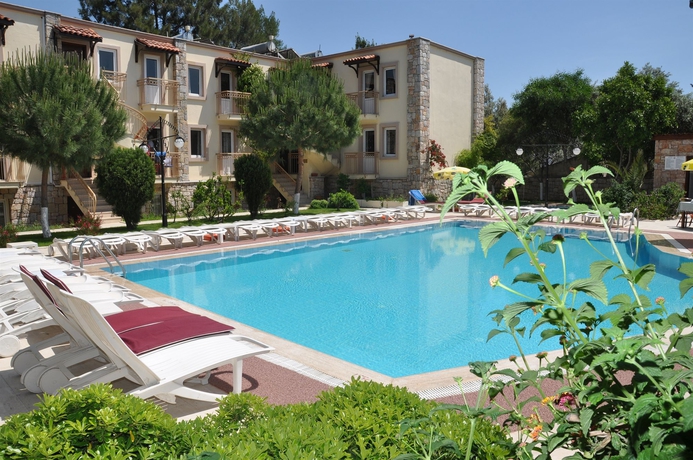 Imagen de la piscina del Moonshine Hotel and Suites. Foto 16