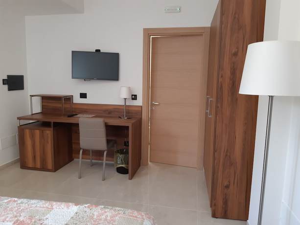 Imagen de la habitación del Morello Beach Hotel. Foto 13