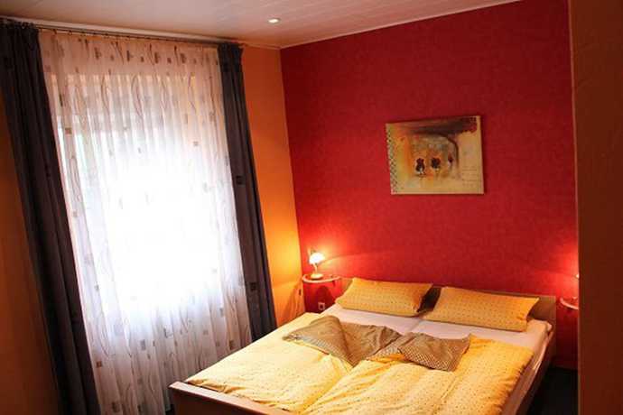 Imagen de la habitación del Moselromantik Hotel Zum L&ouml;wen. Foto 13