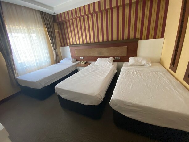 Imagen de la habitación del Mostar Hotel, Antalya. Foto 13