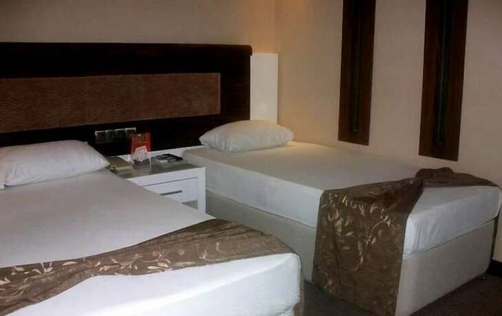 Imagen de la habitación del Mostar Hotel, Antalya. Foto 14